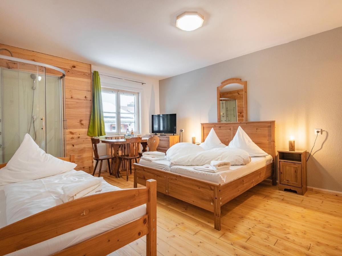 Hostel - Ron'S Guesthouse Oberstdorf Exteriér fotografie