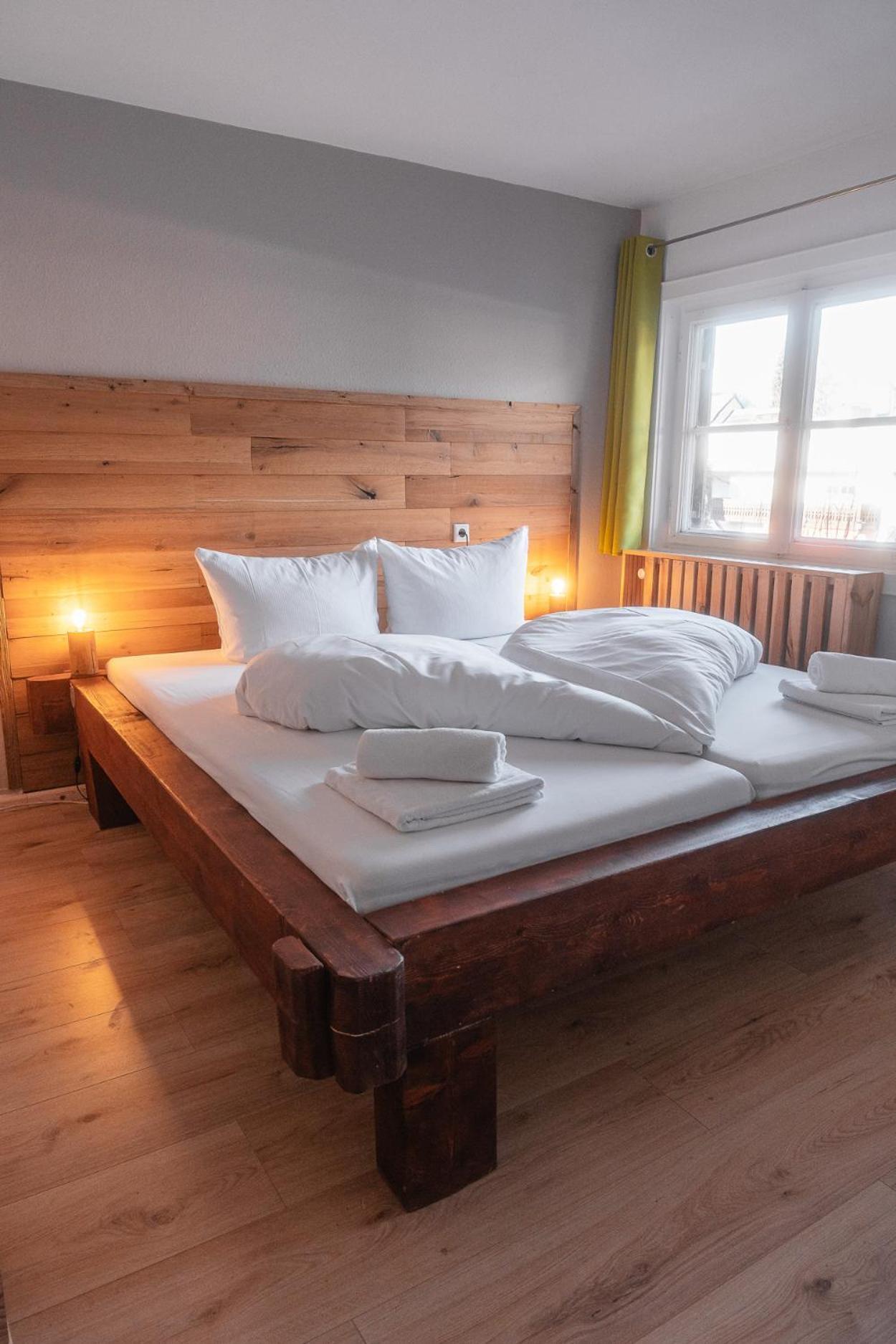 Hostel - Ron'S Guesthouse Oberstdorf Exteriér fotografie