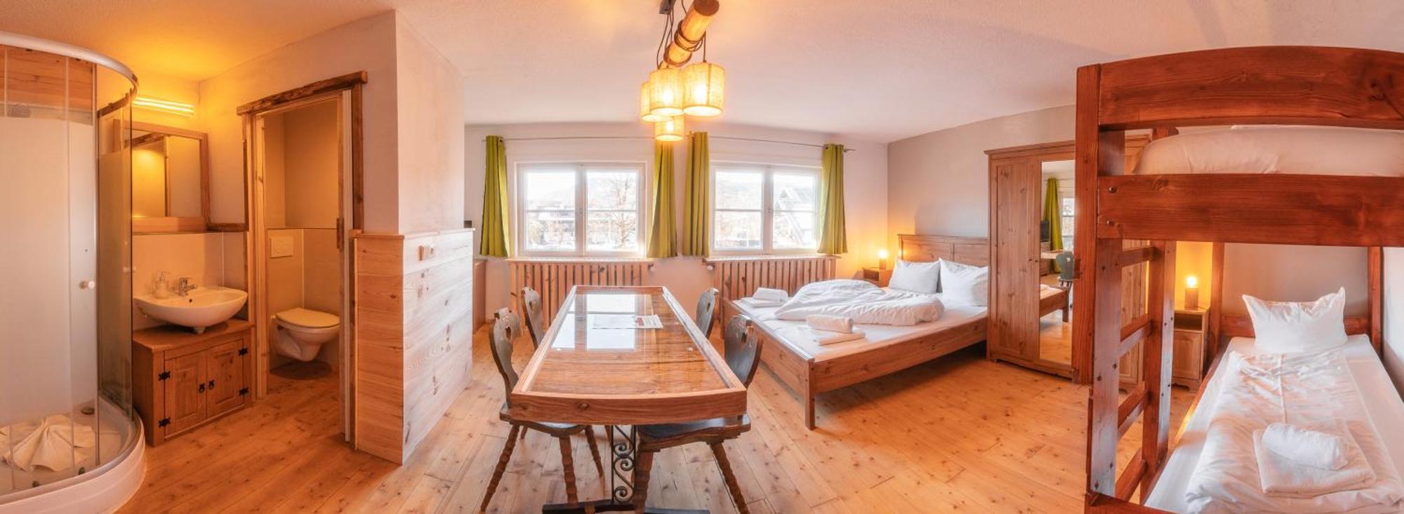 Hostel - Ron'S Guesthouse Oberstdorf Exteriér fotografie