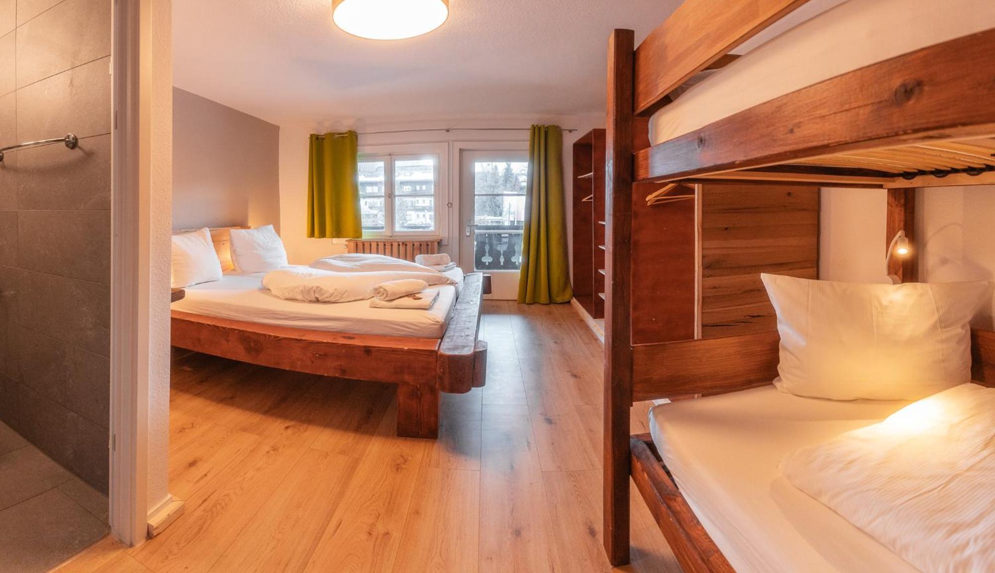 Hostel - Ron'S Guesthouse Oberstdorf Exteriér fotografie