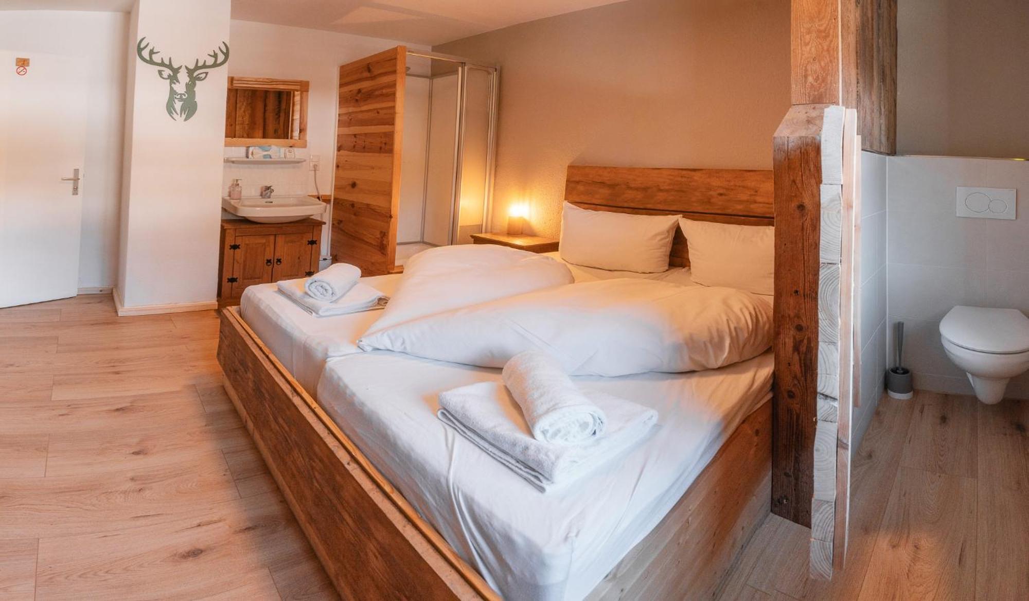 Hostel - Ron'S Guesthouse Oberstdorf Exteriér fotografie